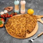 Kaşarlı Susamlı Çörek Otlu Lahmacun